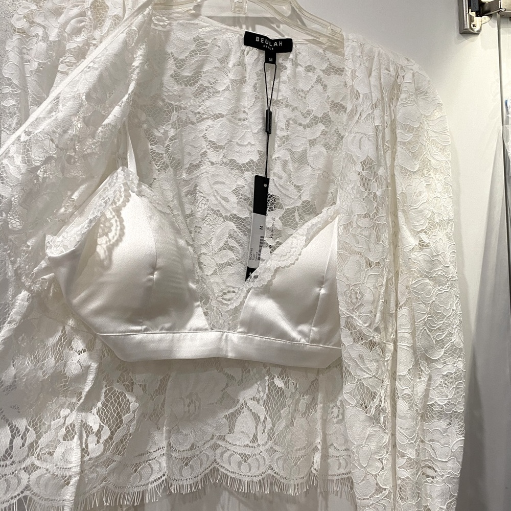 Laces white blouse with silk bra!